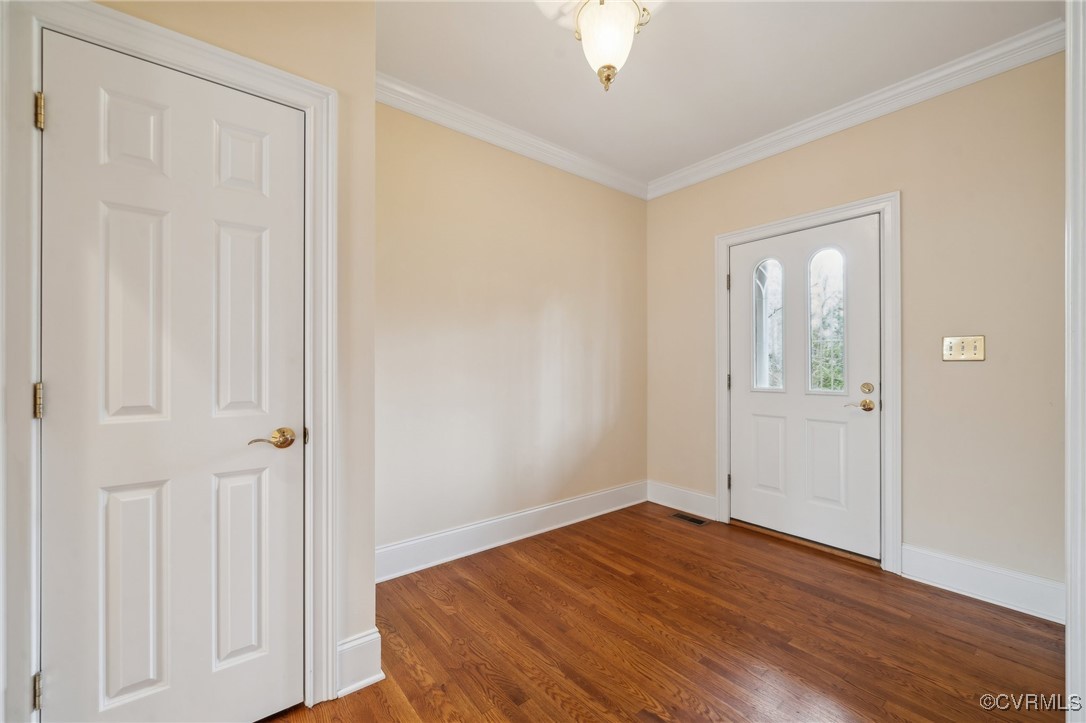 8801 First Branch Ln