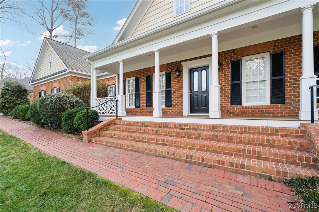 8801 First Branch Ln