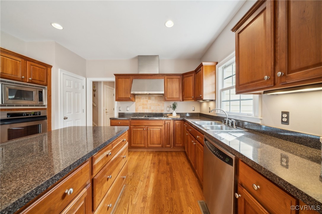 8801 First Branch Ln