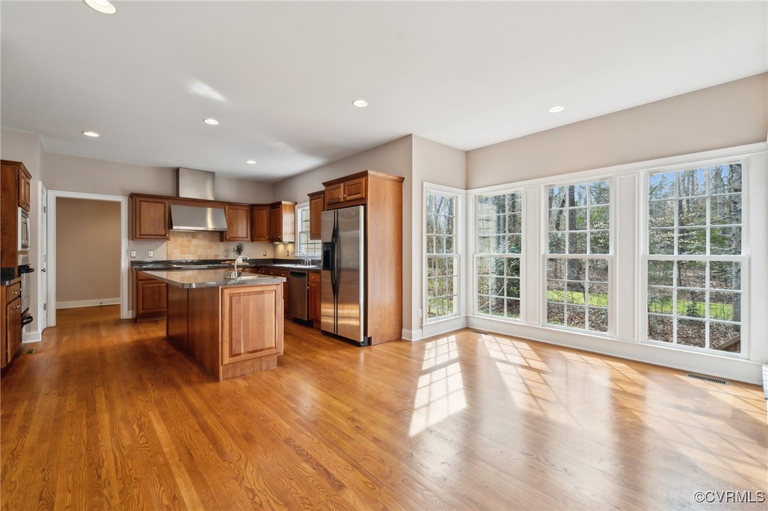 8801 First Branch Ln