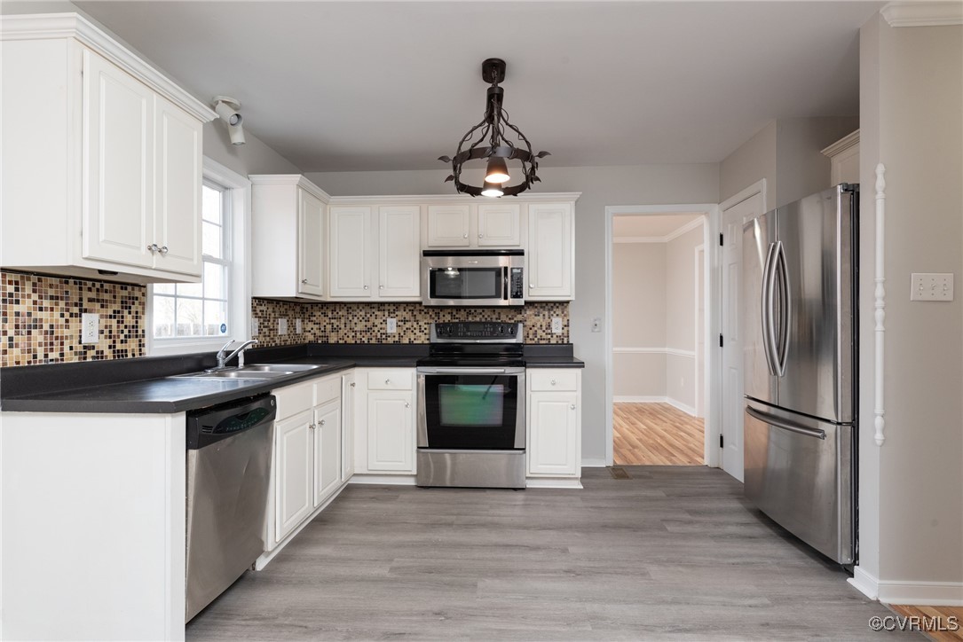 7926 Featherchase Ct