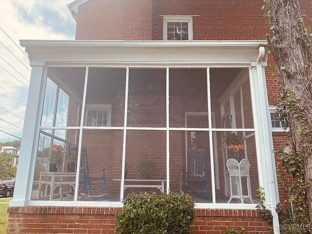 1422 Williamsburg Rd