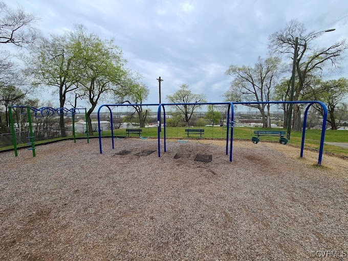 1422 Williamsburg Rd