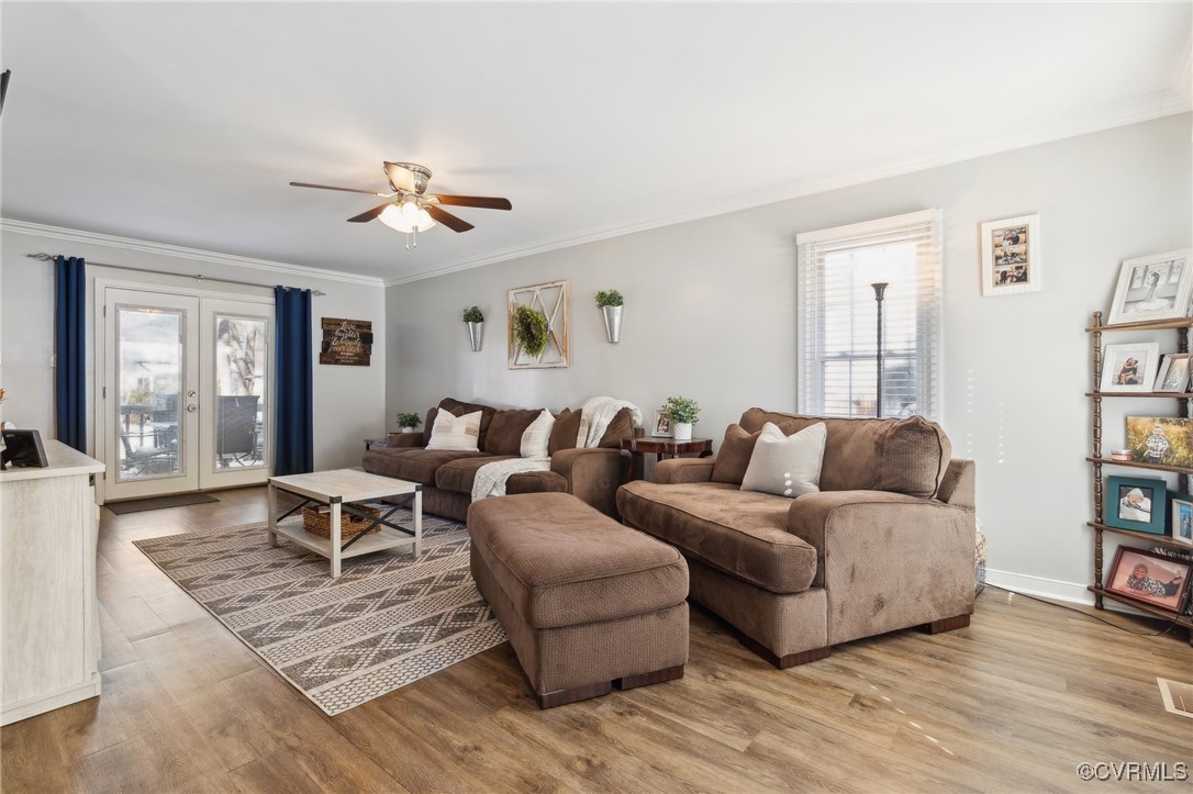 7406 Belmont Stakes Dr