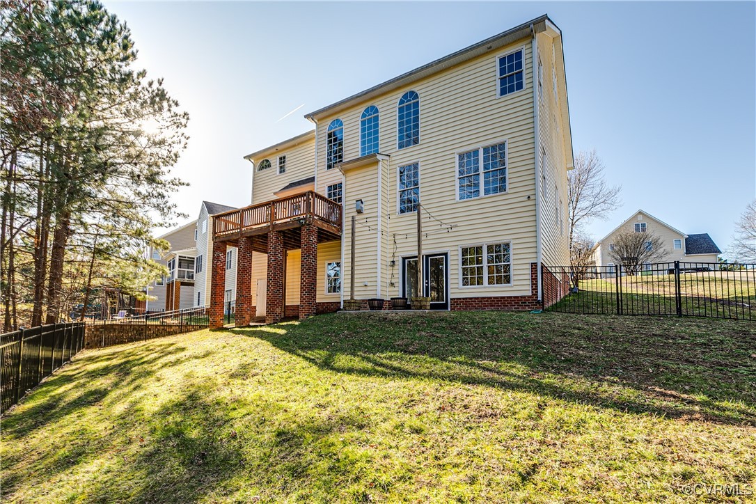 3107 Cove View Ln