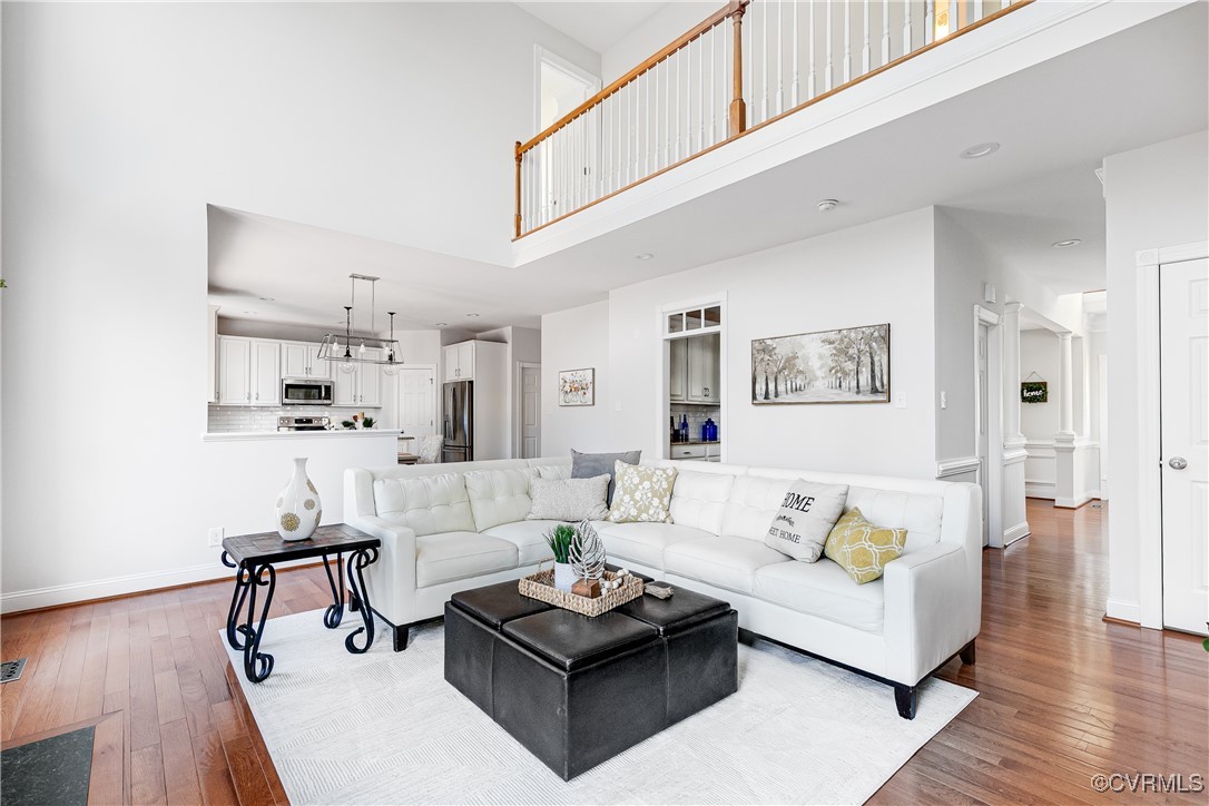 3107 Cove View Ln