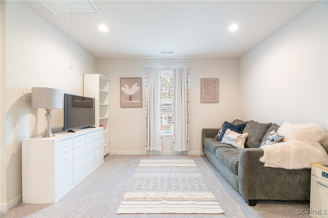 15900 Fishers Green Dr