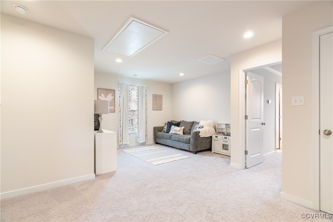 15900 Fishers Green Dr