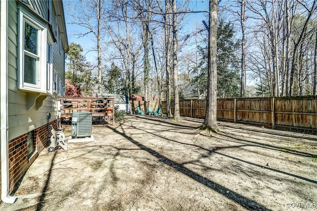 707 Watch Hill Rd