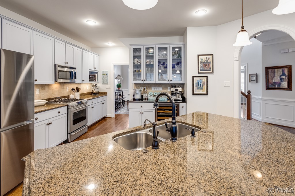 4816 Cobblestone Landing Pl