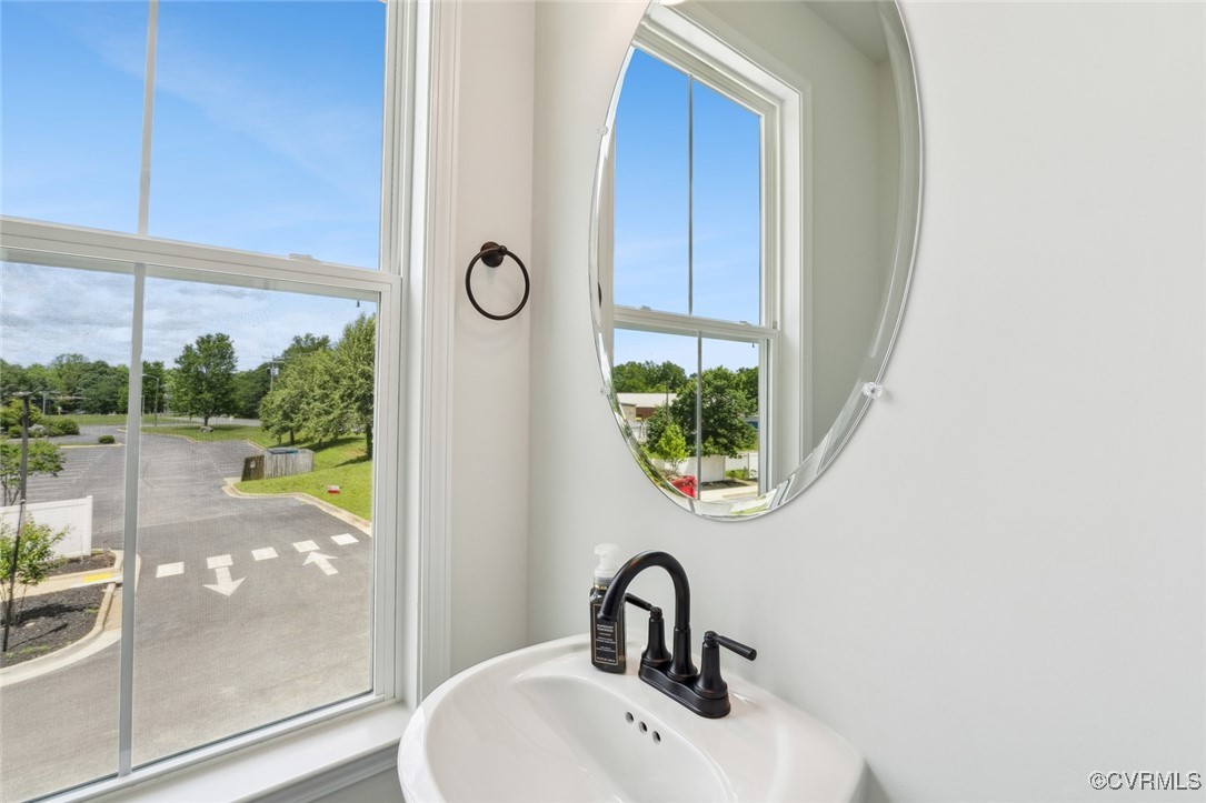 12401 Gaytoncrest Ln