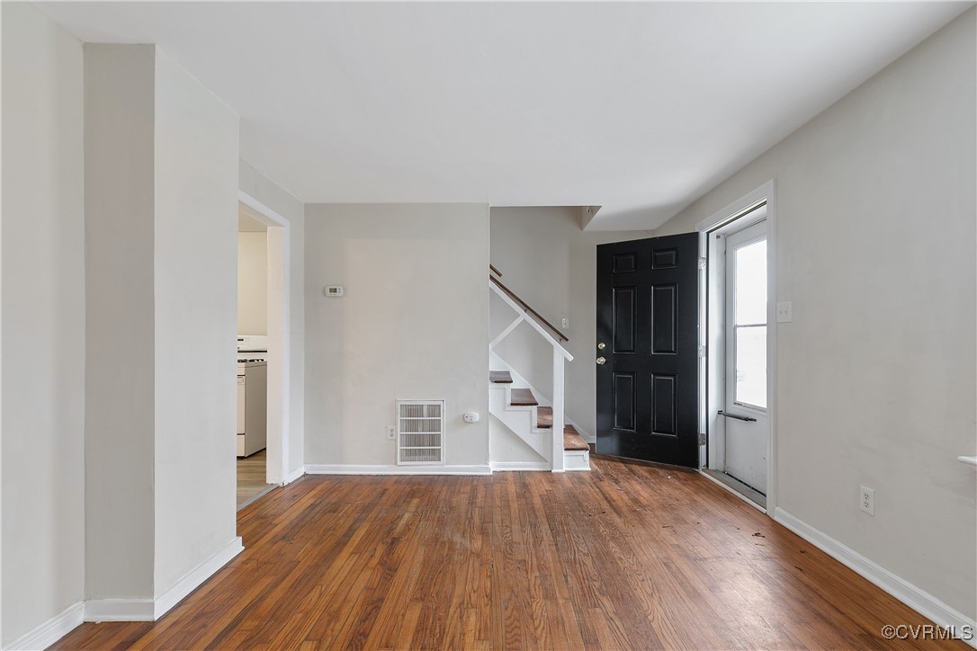 1106 S Lombardy St