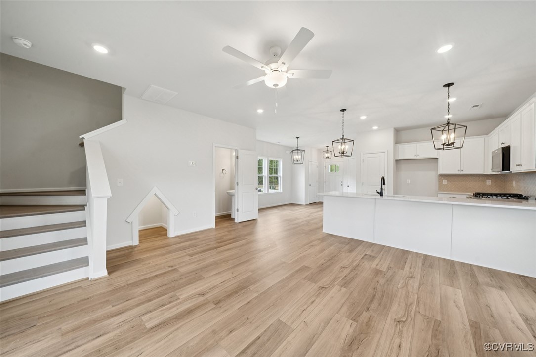 6451 Quinlynn Pl