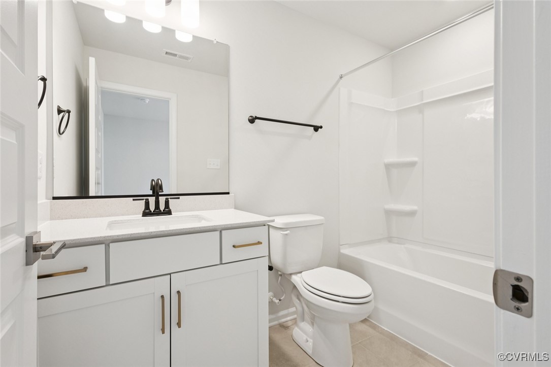 8489 Chimney Rock Dr