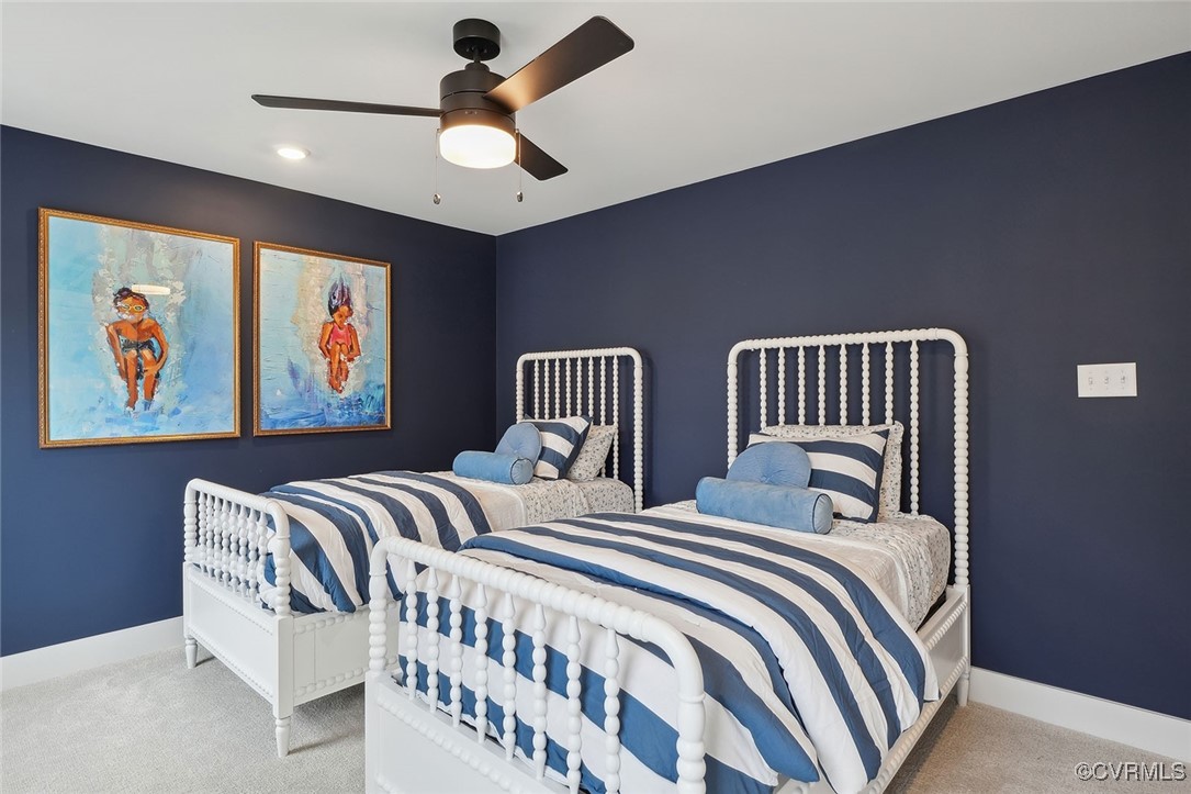 8437 Chimney Rock Dr