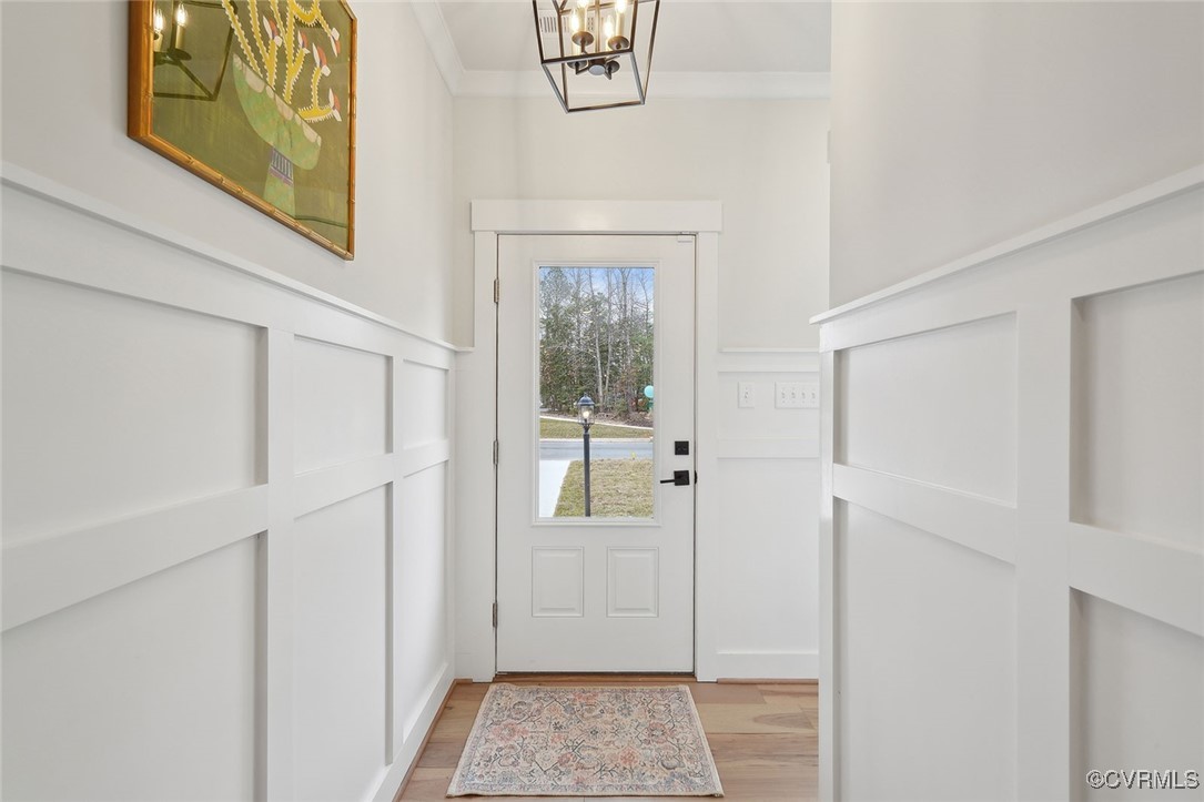 8437 Chimney Rock Dr
