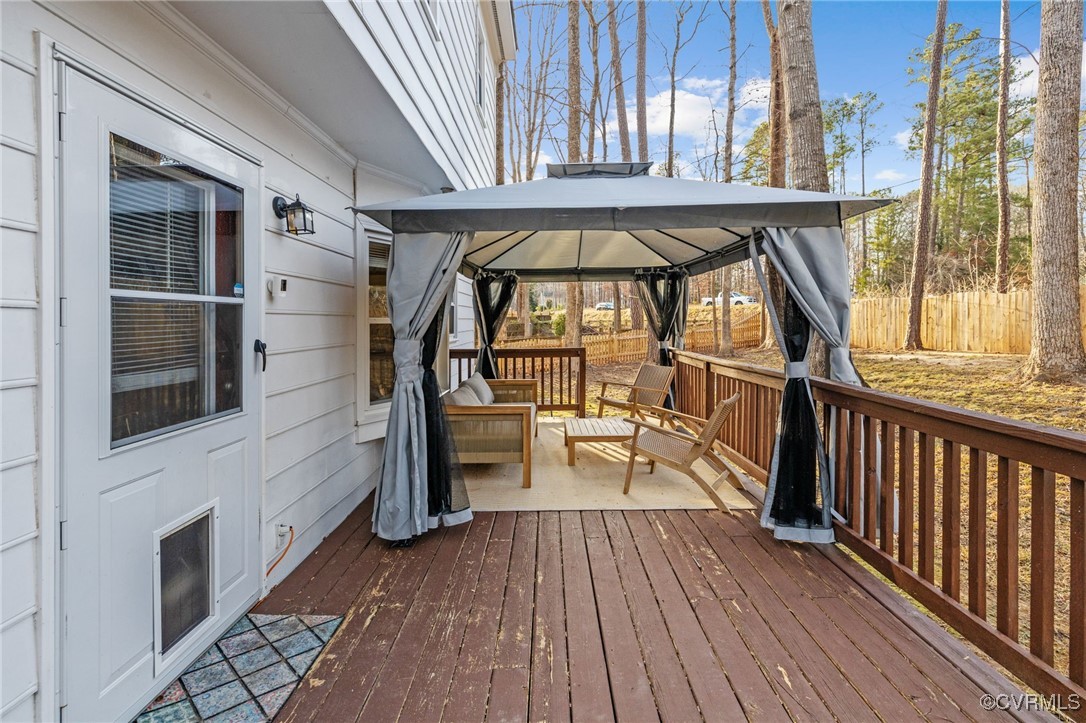 1309 Lockett Ridge Rd