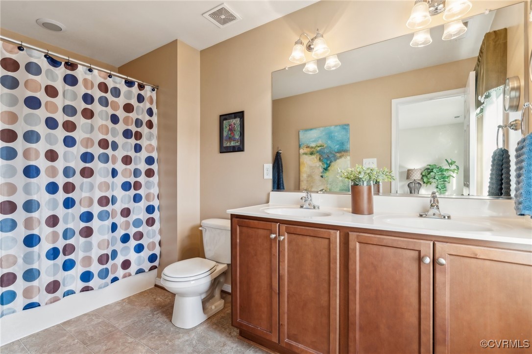 613 Abbey Village Cir