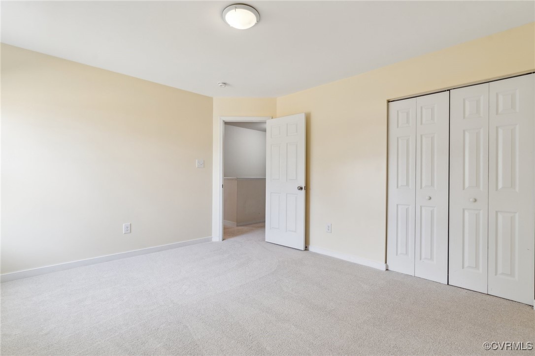 613 Abbey Village Cir