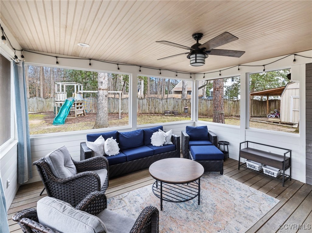 409 Yarrow Ln