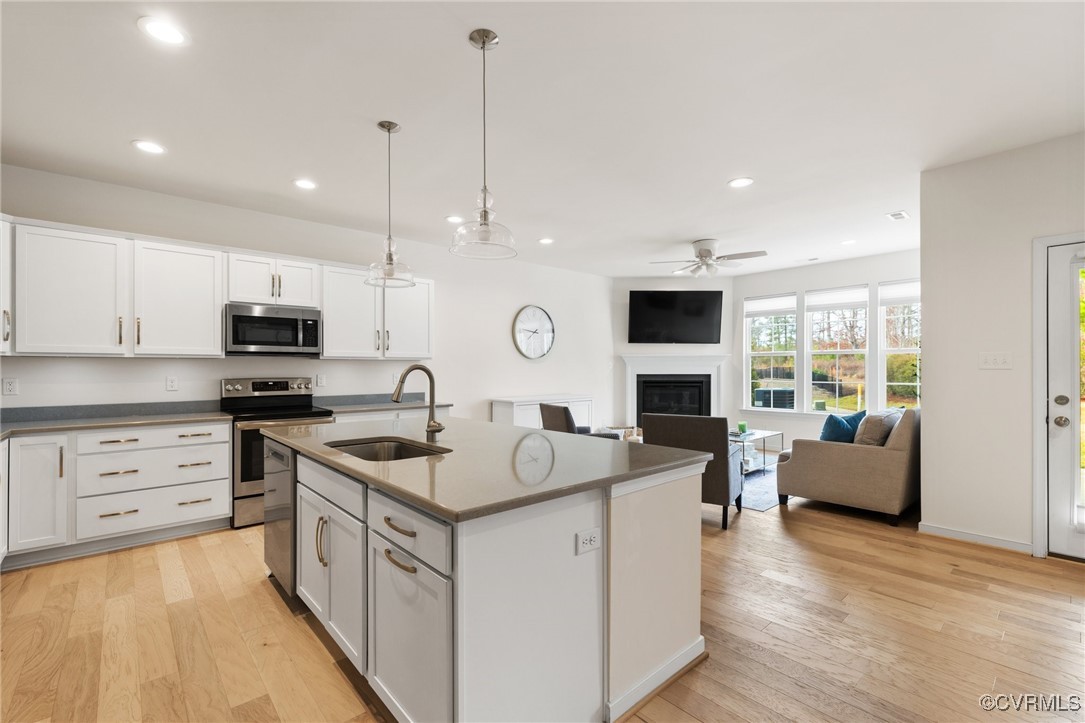 7128 Desert Candle Dr