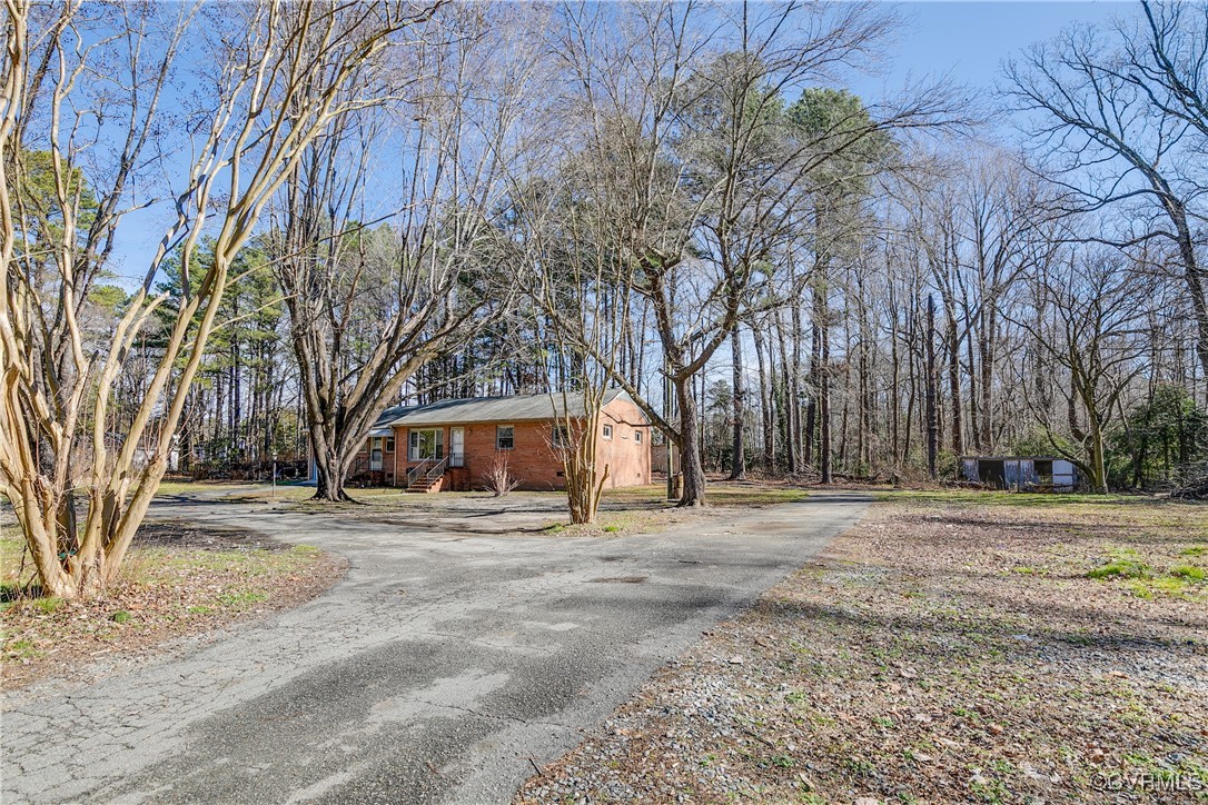 16052 Binns Rd