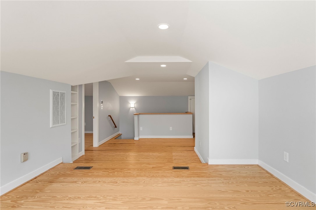 6407 Buckhill