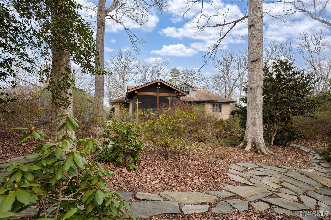 6407 Buckhill
