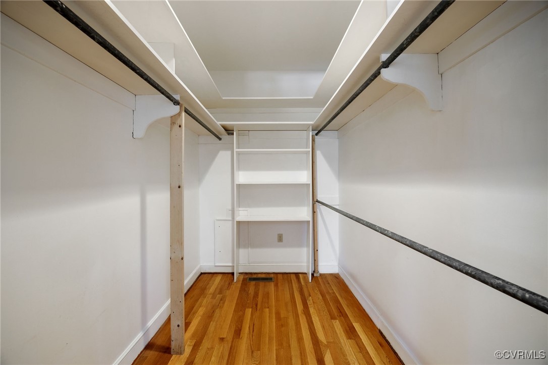 6407 Buckhill