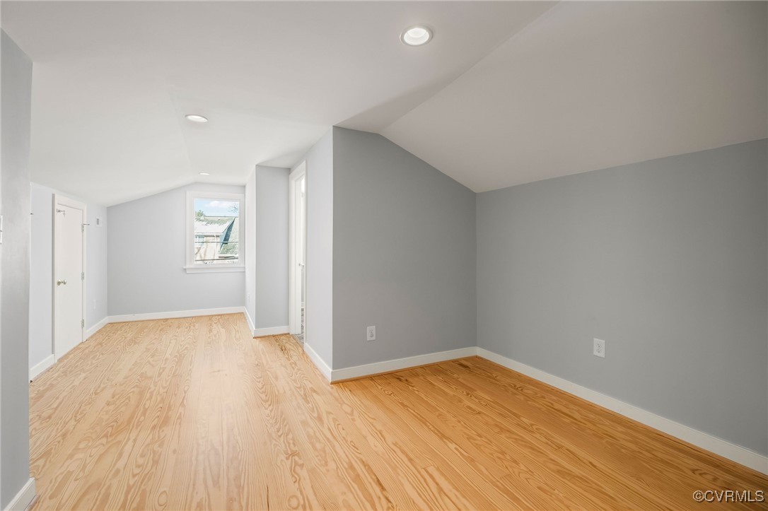 6407 Buckhill