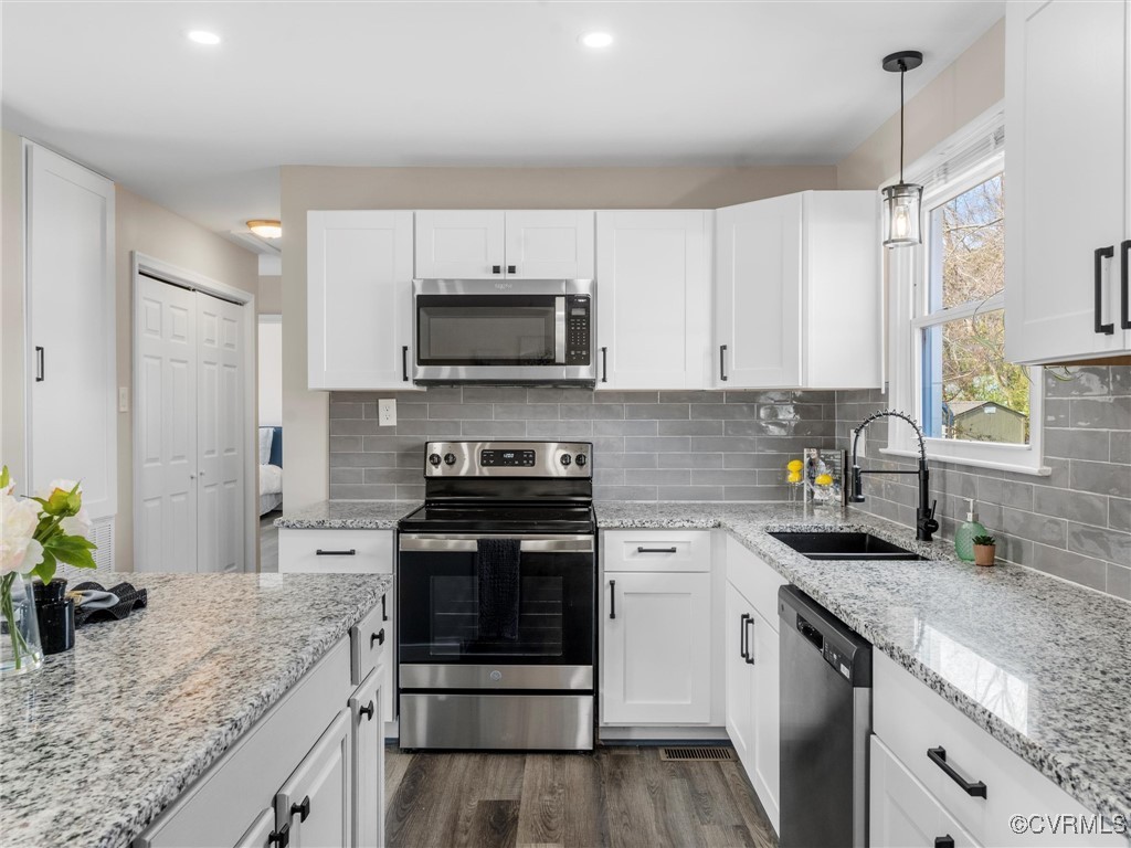 4011 Yorktown Dr