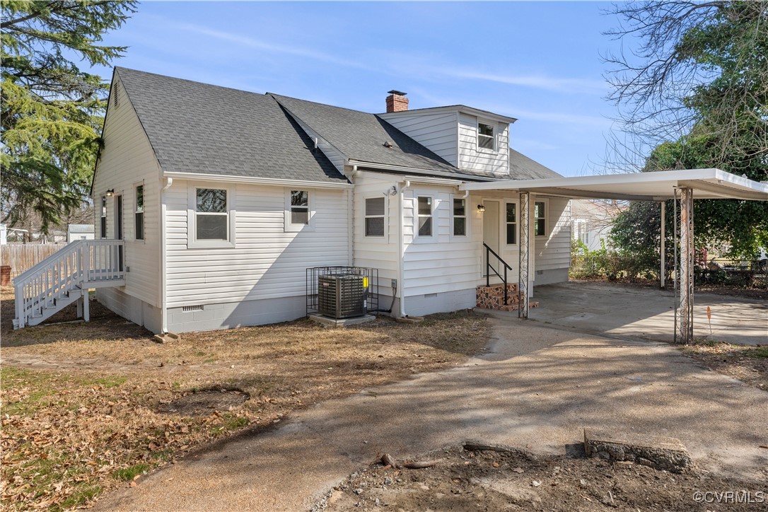 2003 Selden St