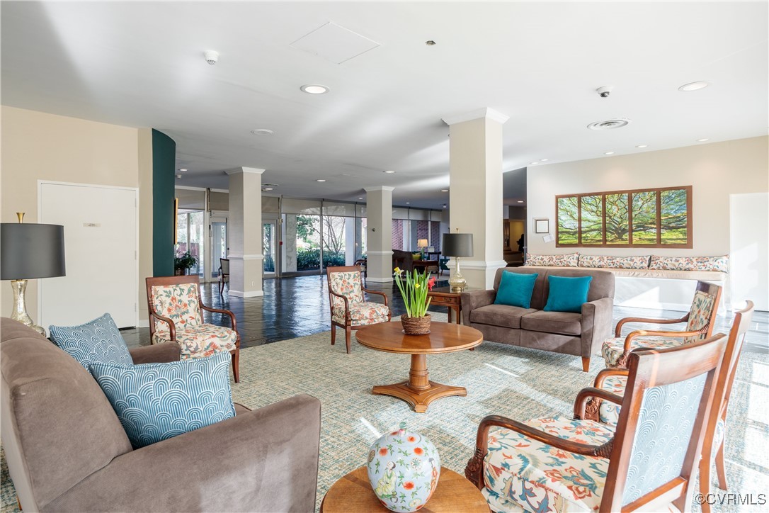 5100 Monument Ave Unit#710