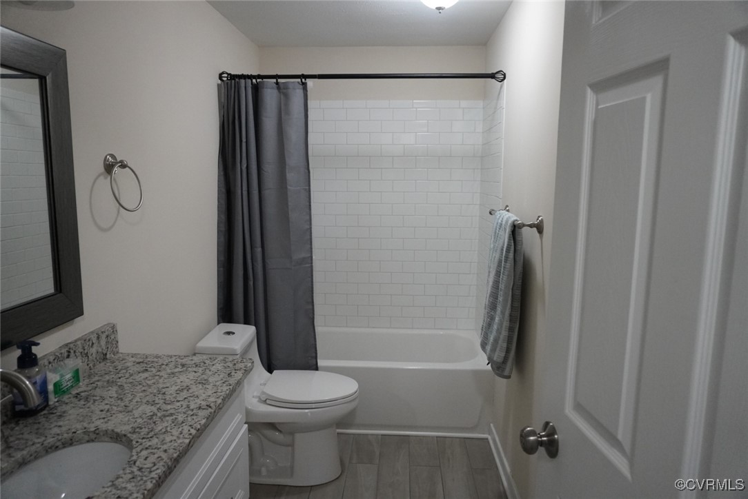 1206 McLean Ct
