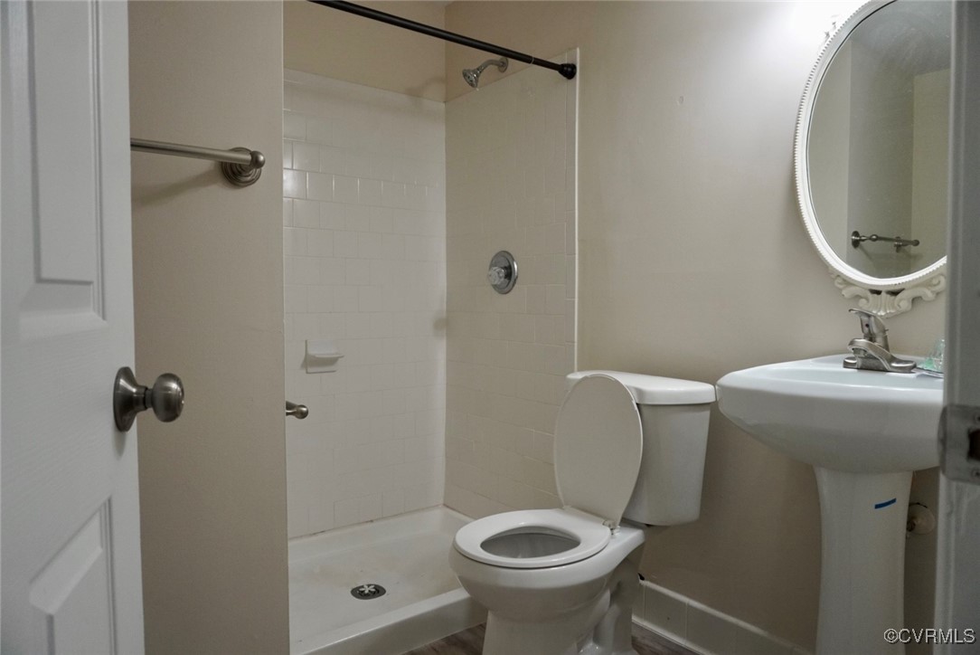 1206 McLean Ct