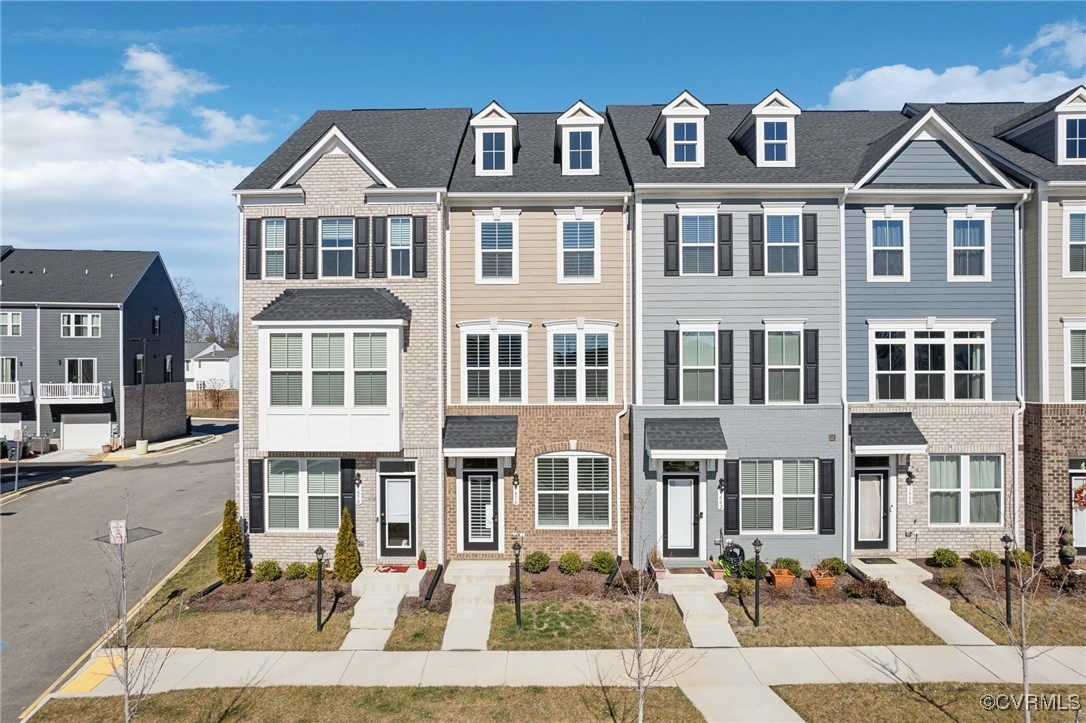 1656 Ewing Park Loop