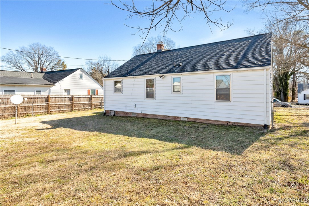 2416 Bransford Dr