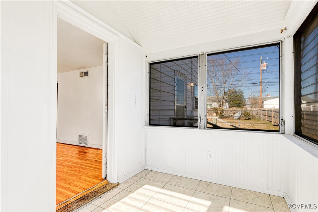 2416 Bransford Dr
