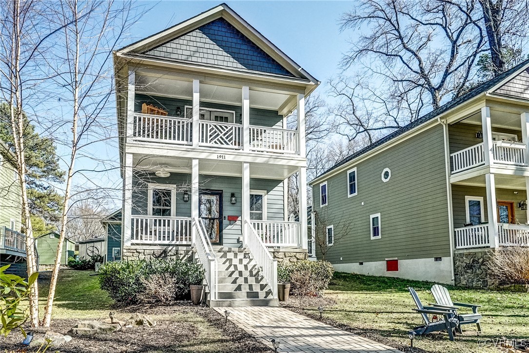 1911 Carter St
