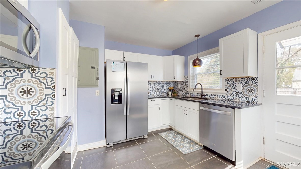 807 Hill Top Dr