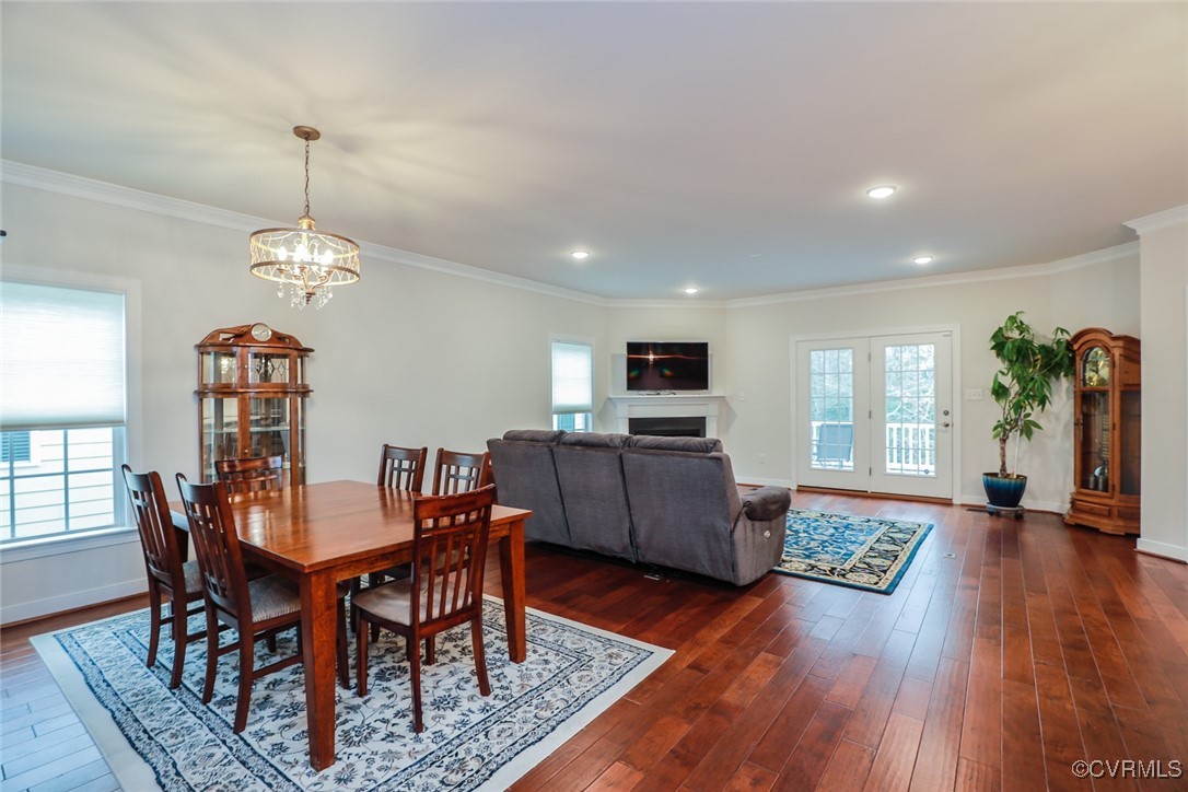 10055 Berry Pond Ln