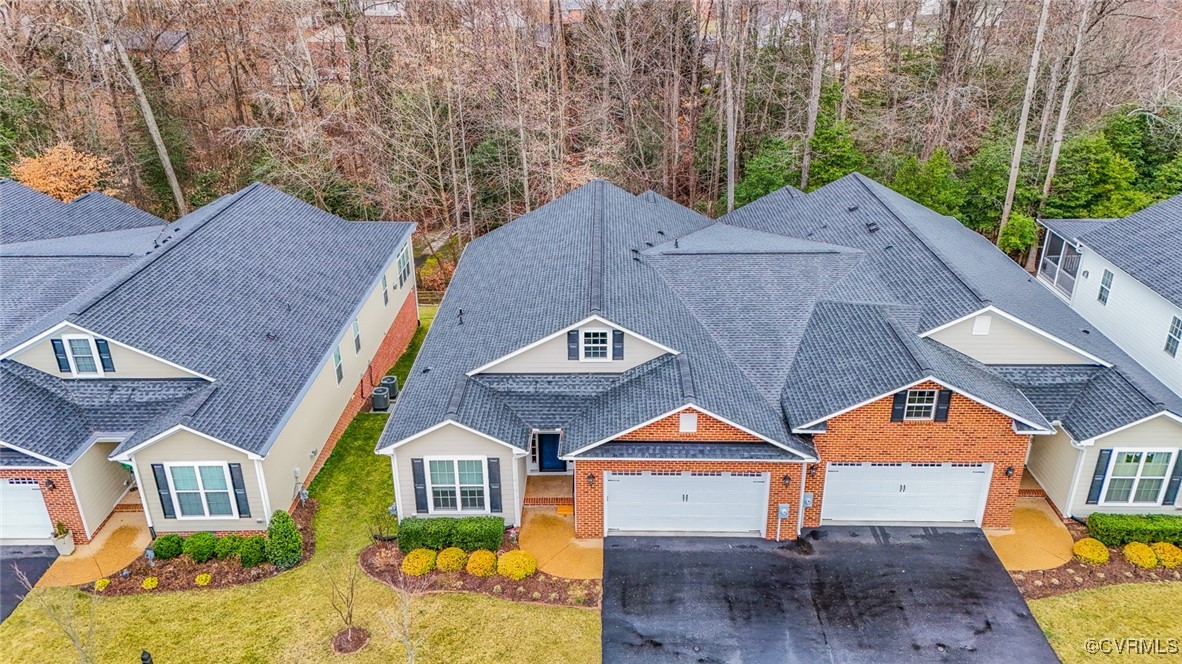 10055 Berry Pond Ln