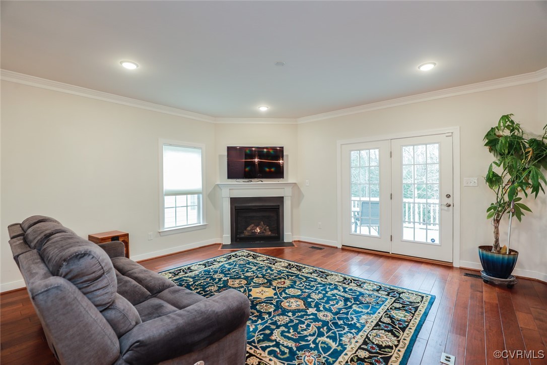 10055 Berry Pond Ln