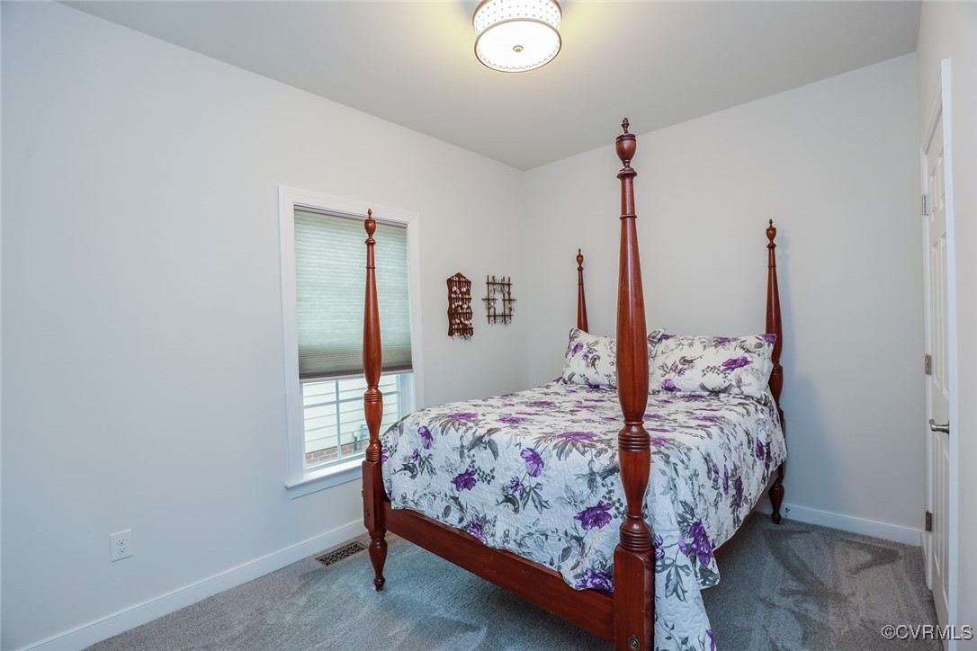 10055 Berry Pond Ln