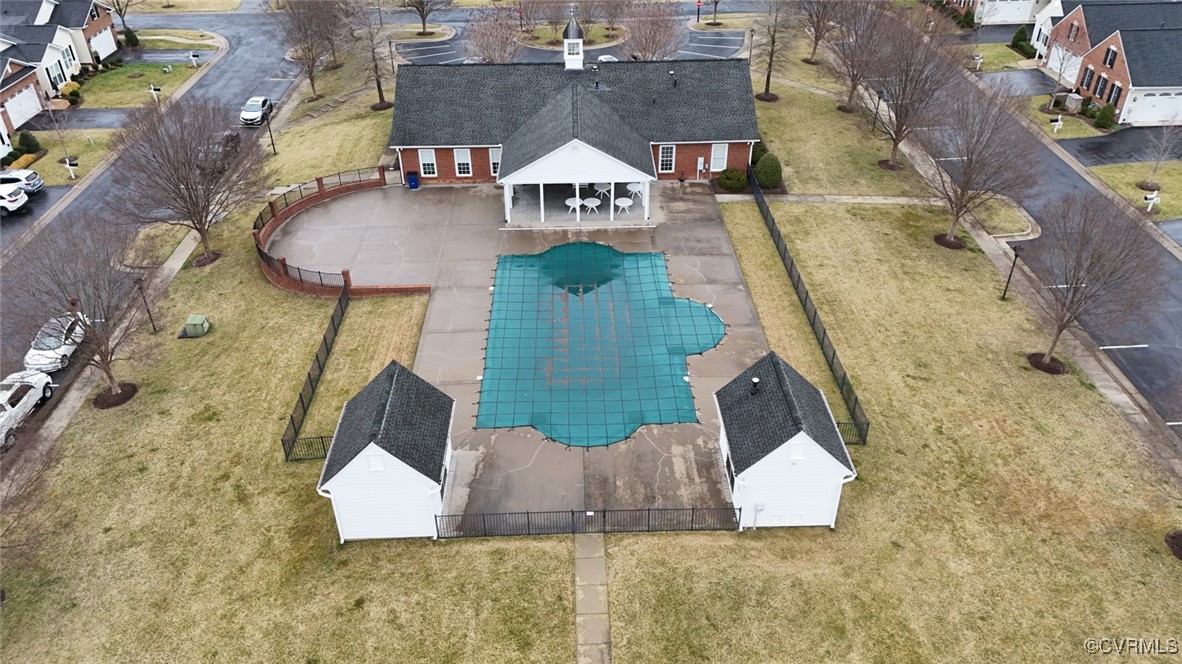 10055 Berry Pond Ln