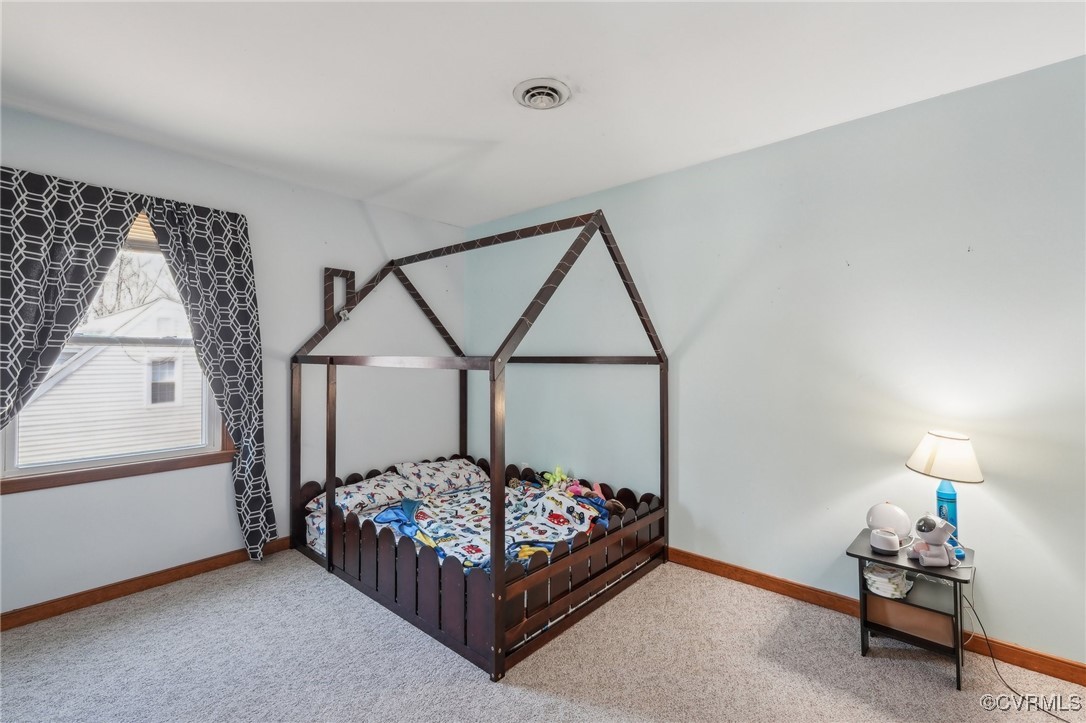 13618 Lucky Debonair Ln