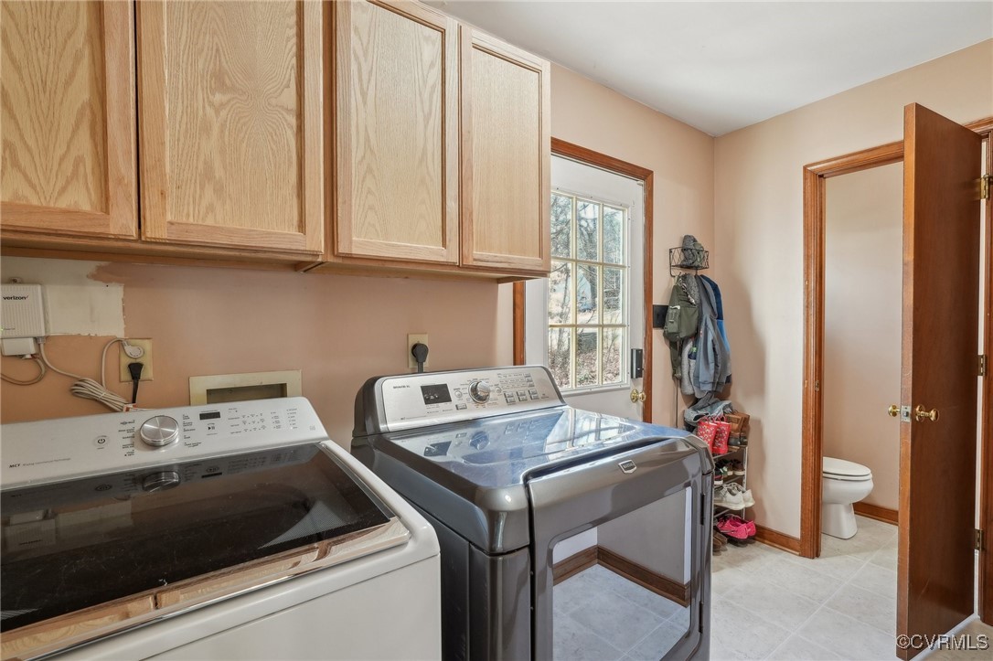 13618 Lucky Debonair Ln