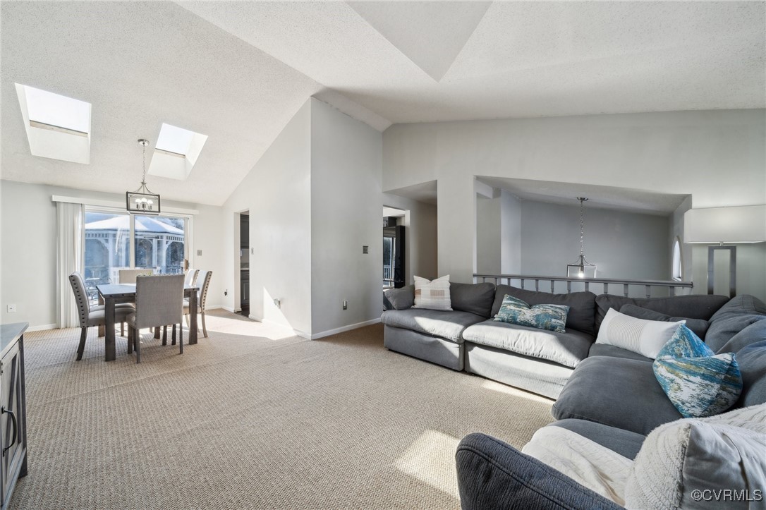 2801 Valley Side Ct