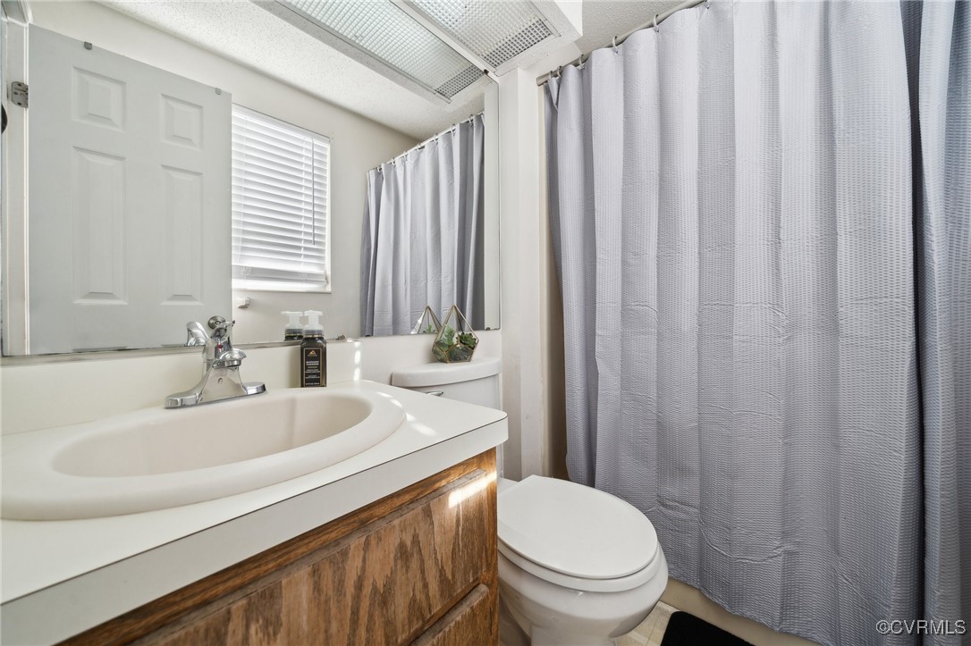 2801 Valley Side Ct