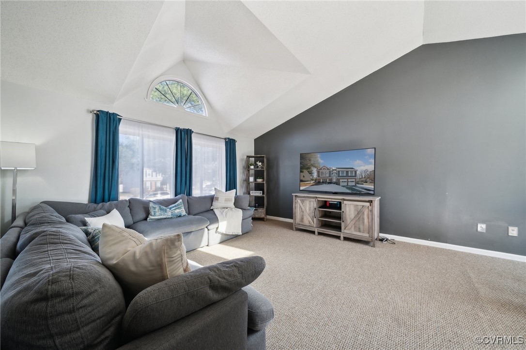 2801 Valley Side Ct